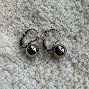 Vintage Silver Tone Ball Drop Leverback Earrings Minimalist